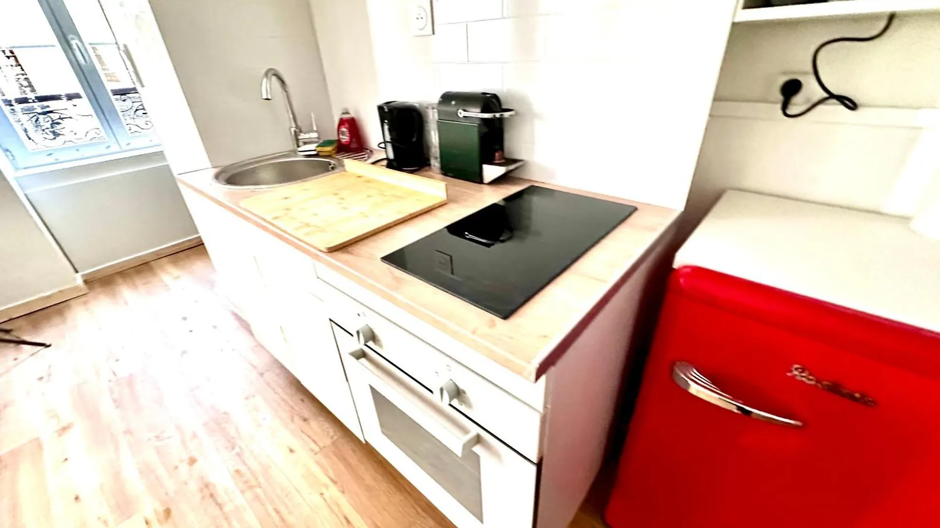 Sunny Paris Studio In The Heart Of 11Eme Franciaország