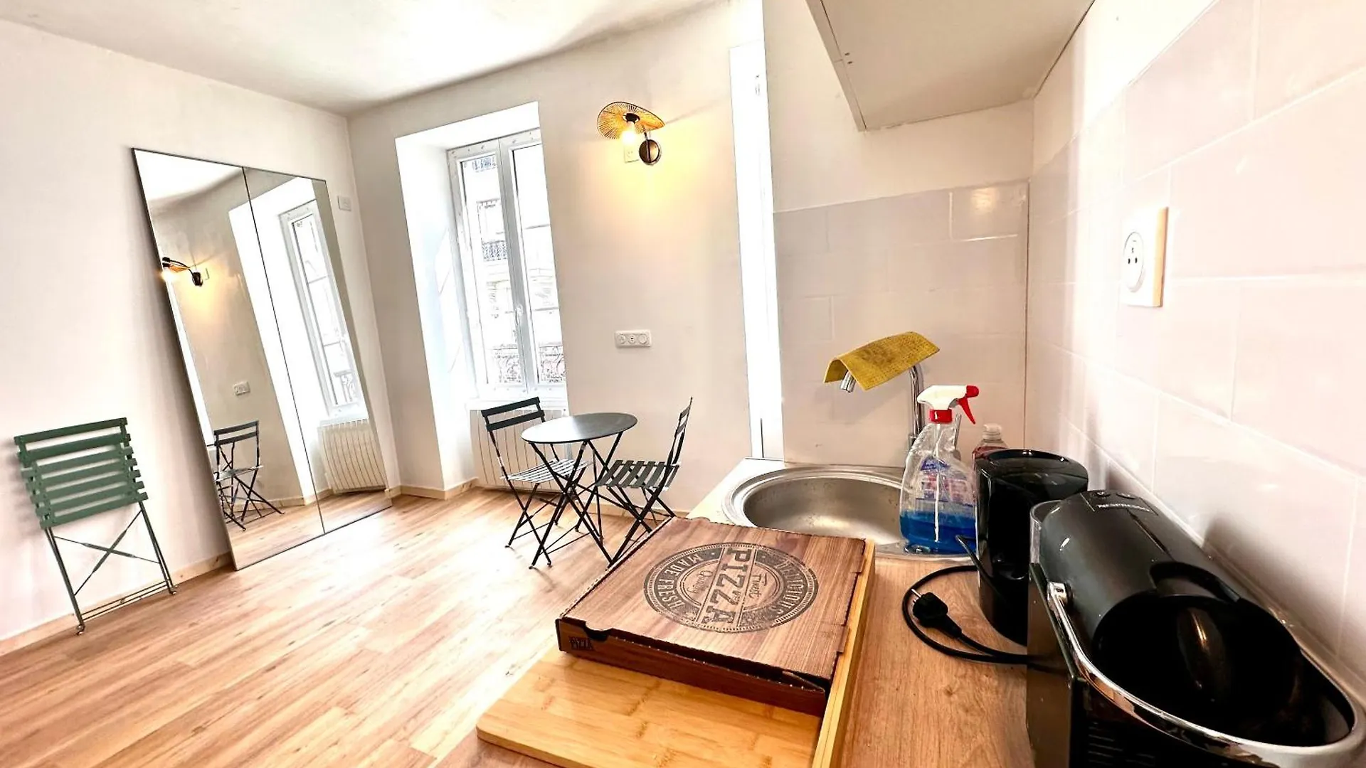 Apartman Sunny Paris Studio In The Heart Of 11Eme