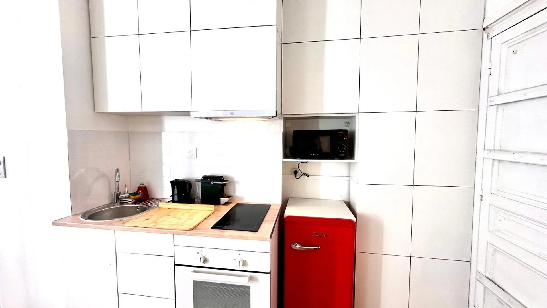 Apartment Sunny Paris Studio In The Heart Of 11Eme France